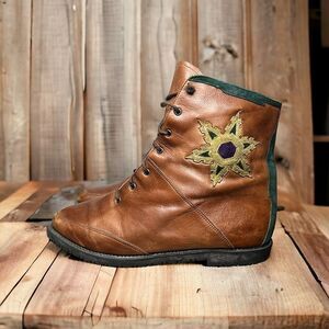 Van Eli Womens Size 8M Brown Fashion Combat Boots With Suede Patches